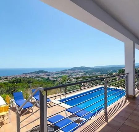 Sleeps 9 Pool Wifi Villa *