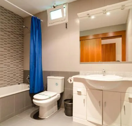 Sleeps 9 Pool Wifi Lloret de Mar